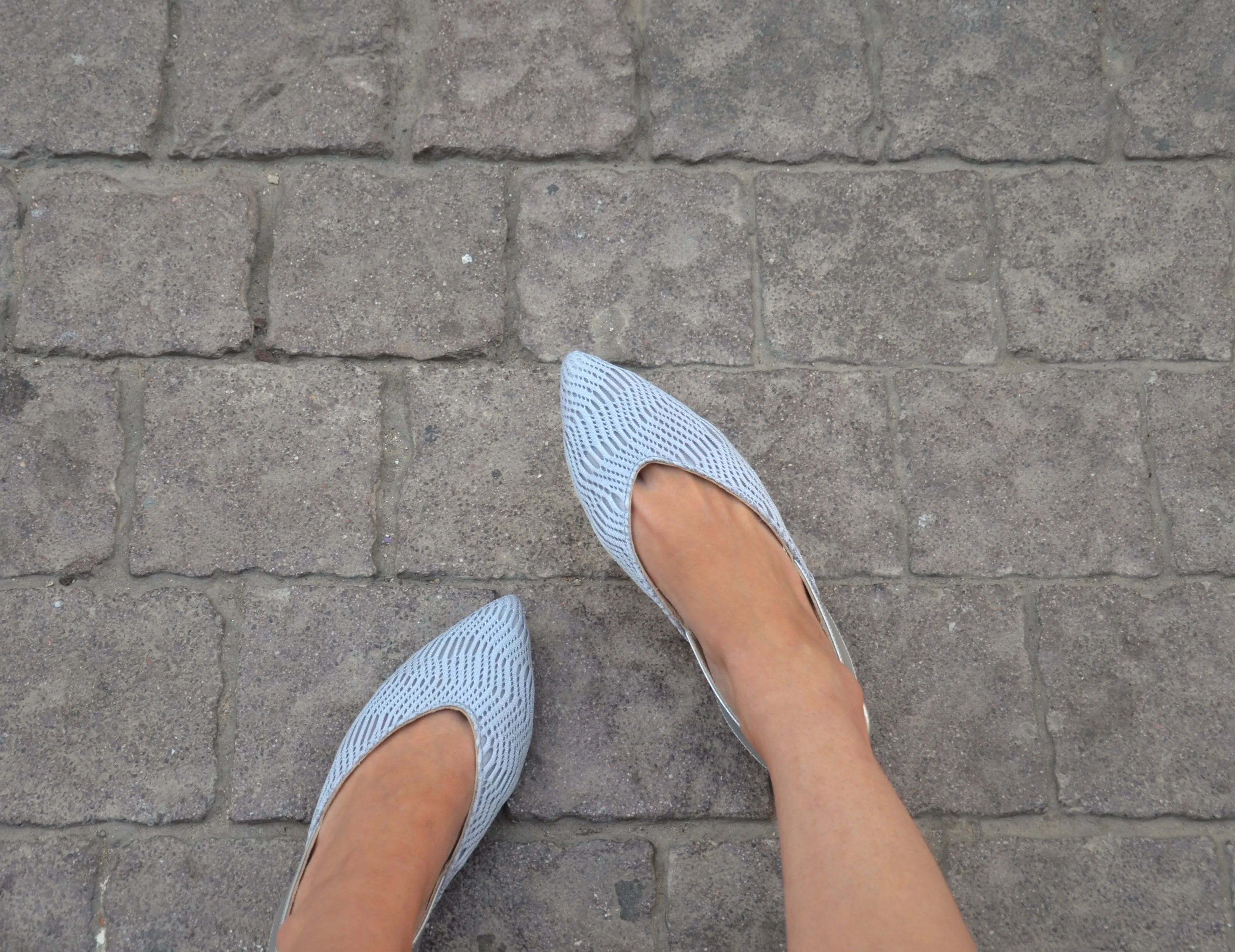 #14 Gray 3D mesh flat