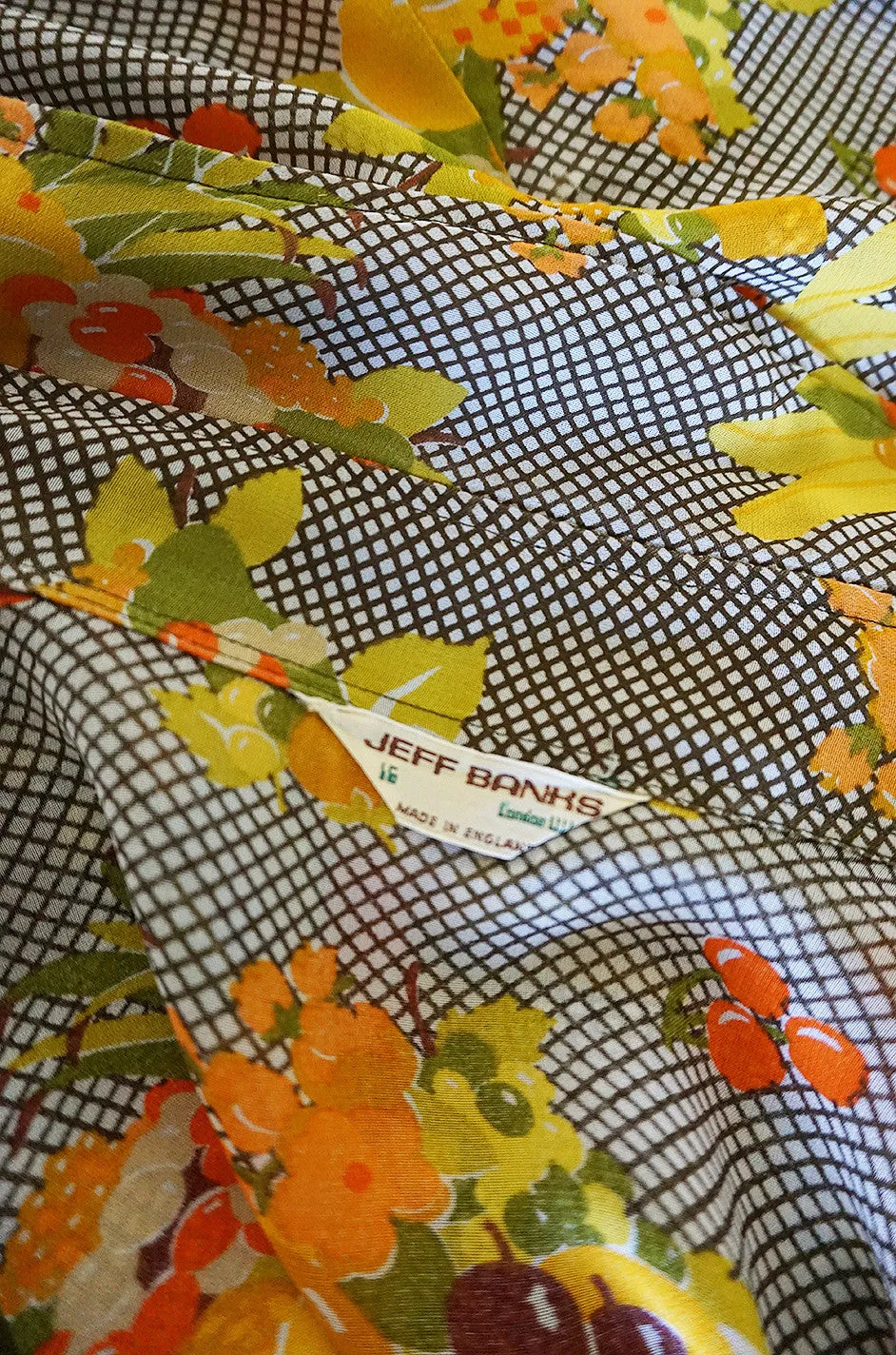 1970s Jeff Banks Lemon and Grape Print Silk Top