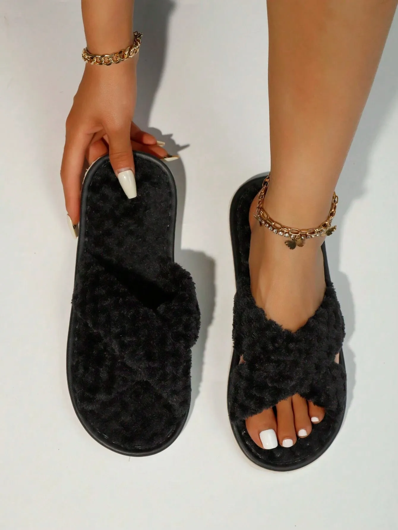 2-Strap Fluffy & Furry Black Slippers For Women, Soft & Lightweight Indoor Carpet Quiet House Slippers