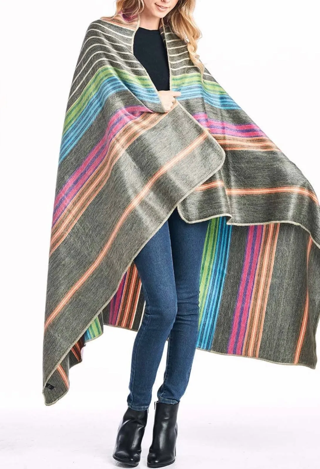 Alpaca Fireworks Throw