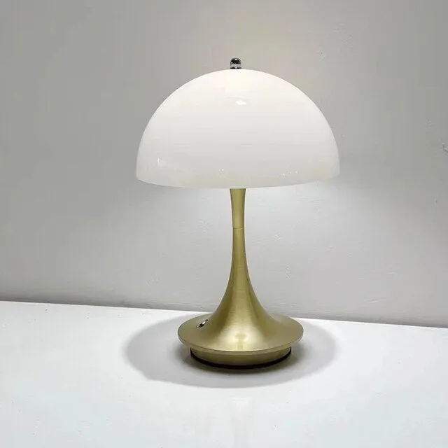 Anyhouz Luxury Lamp Gold Body Mushroom Home Décor Wirless Rechargeable Table Accents for Bedroom Hotel Living Room
