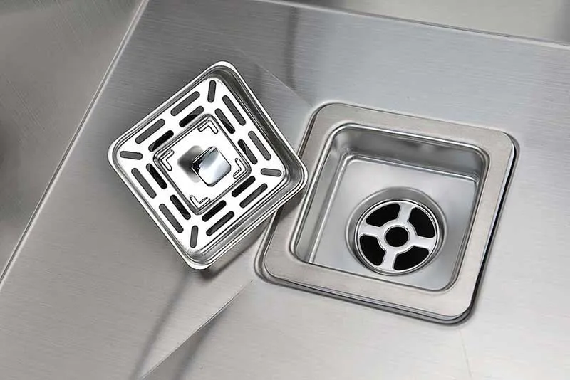 Anzzi ELYSIAN Series 33 in. Farm House 60/40 Dual Basin Handmade Stainless Steel Kitchen Sink