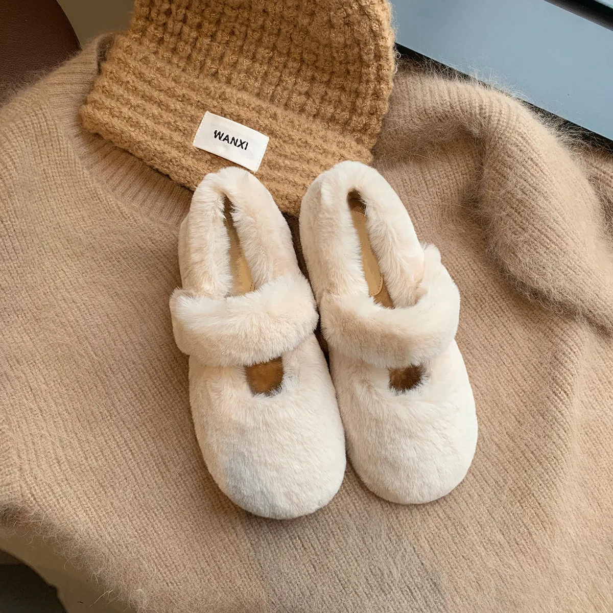 Autumn and Winter Cute Velvet Warm Furry Shoes Round Toe Women's Shoes
