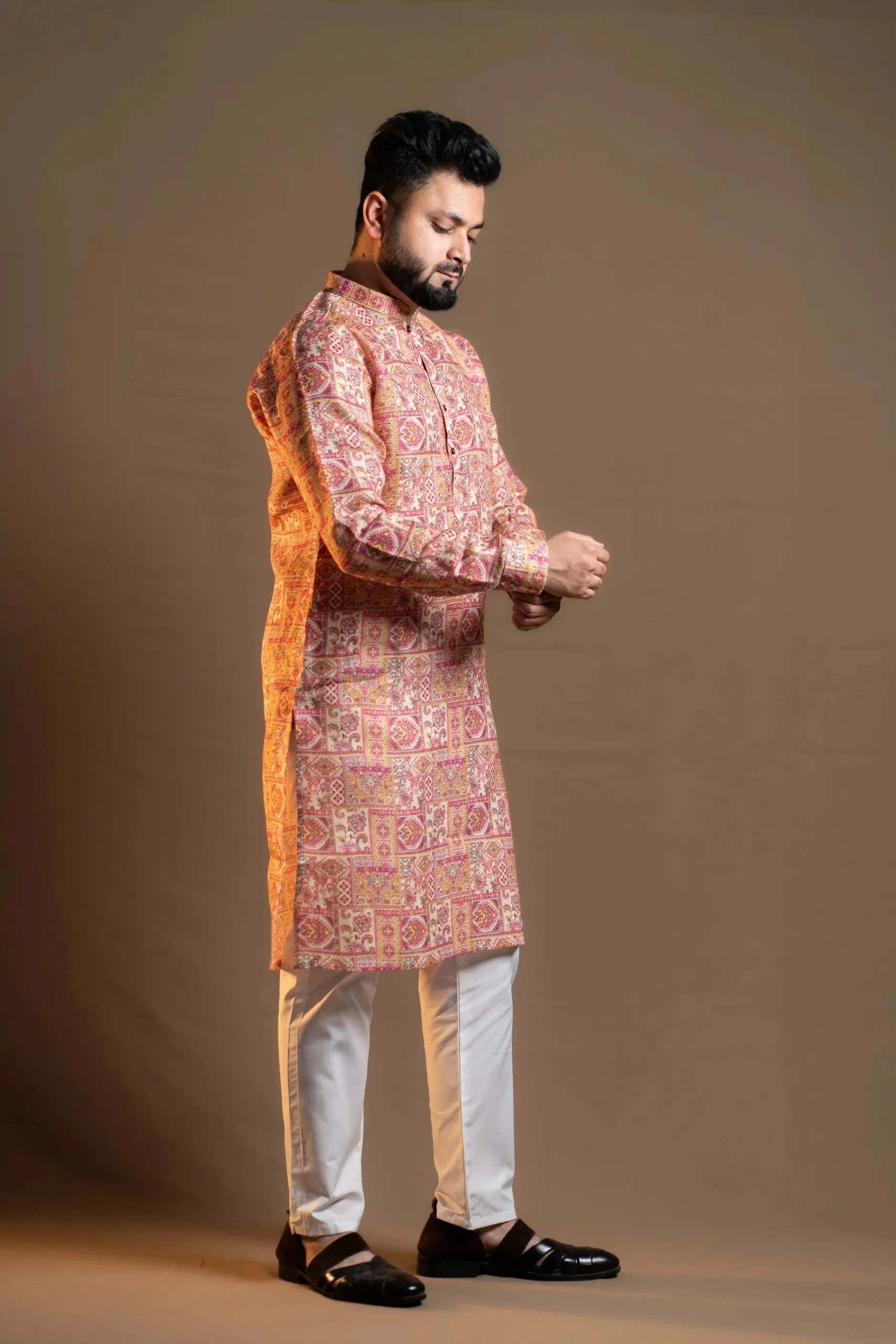 Classic Print Pink Kurta with Plain White Pyjama