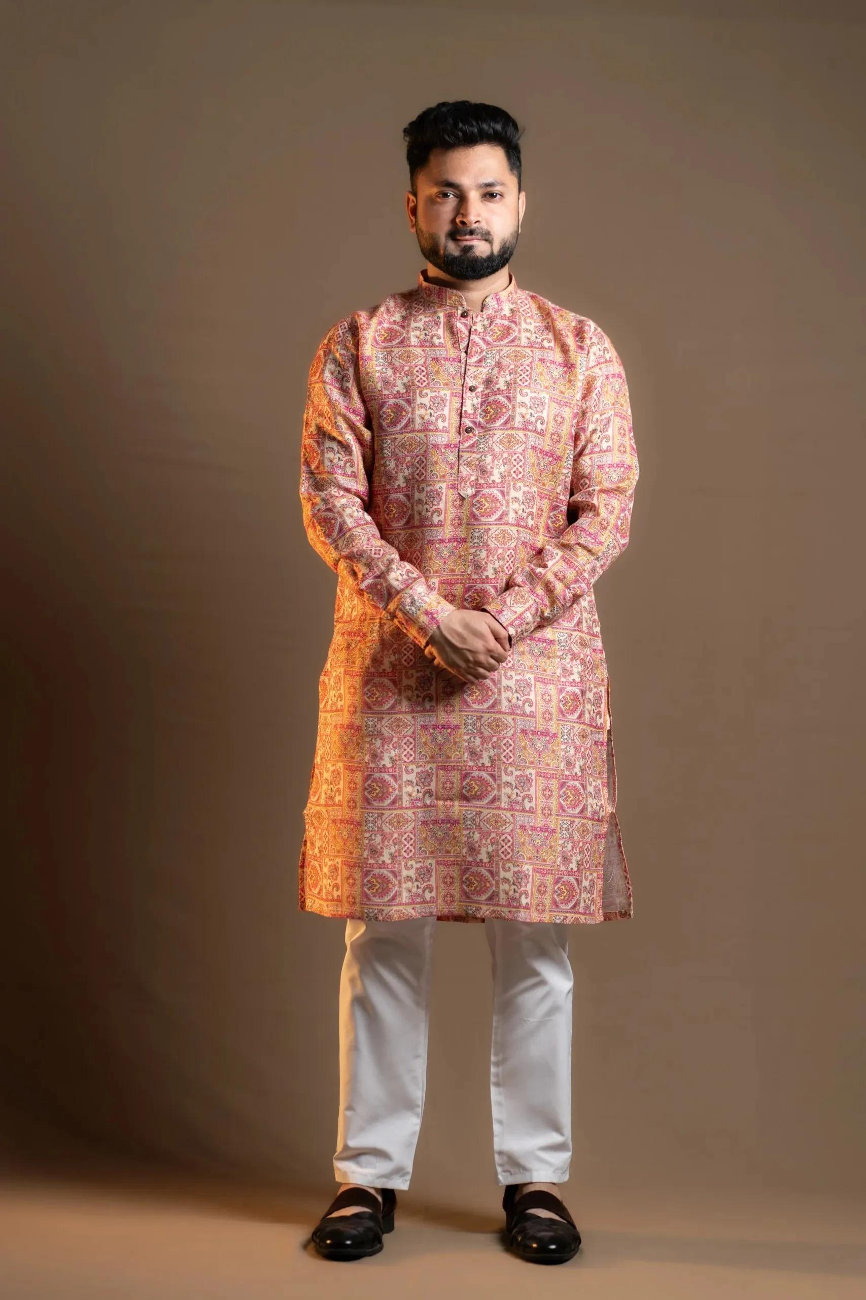Classic Print Pink Kurta with Plain White Pyjama