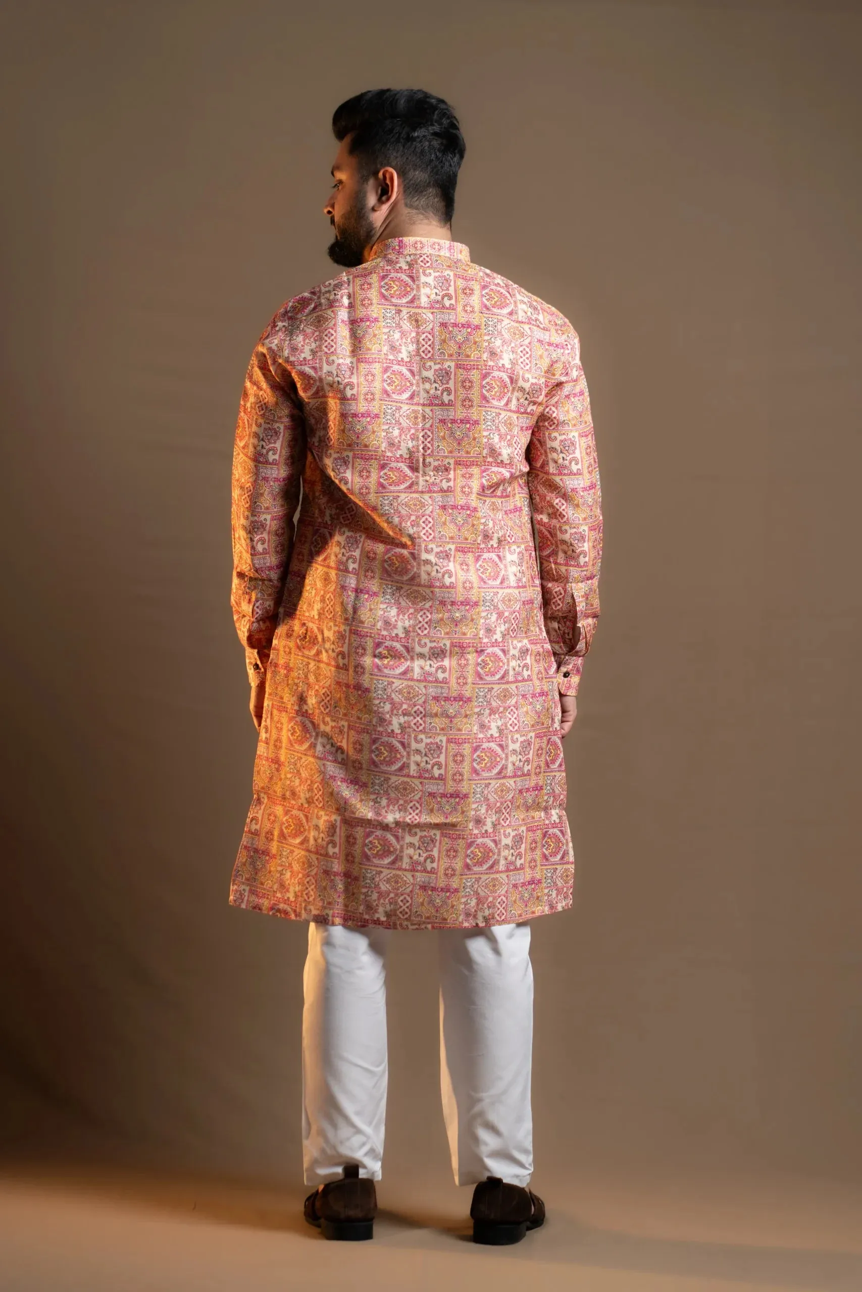 Classic Print Pink Kurta with Plain White Pyjama