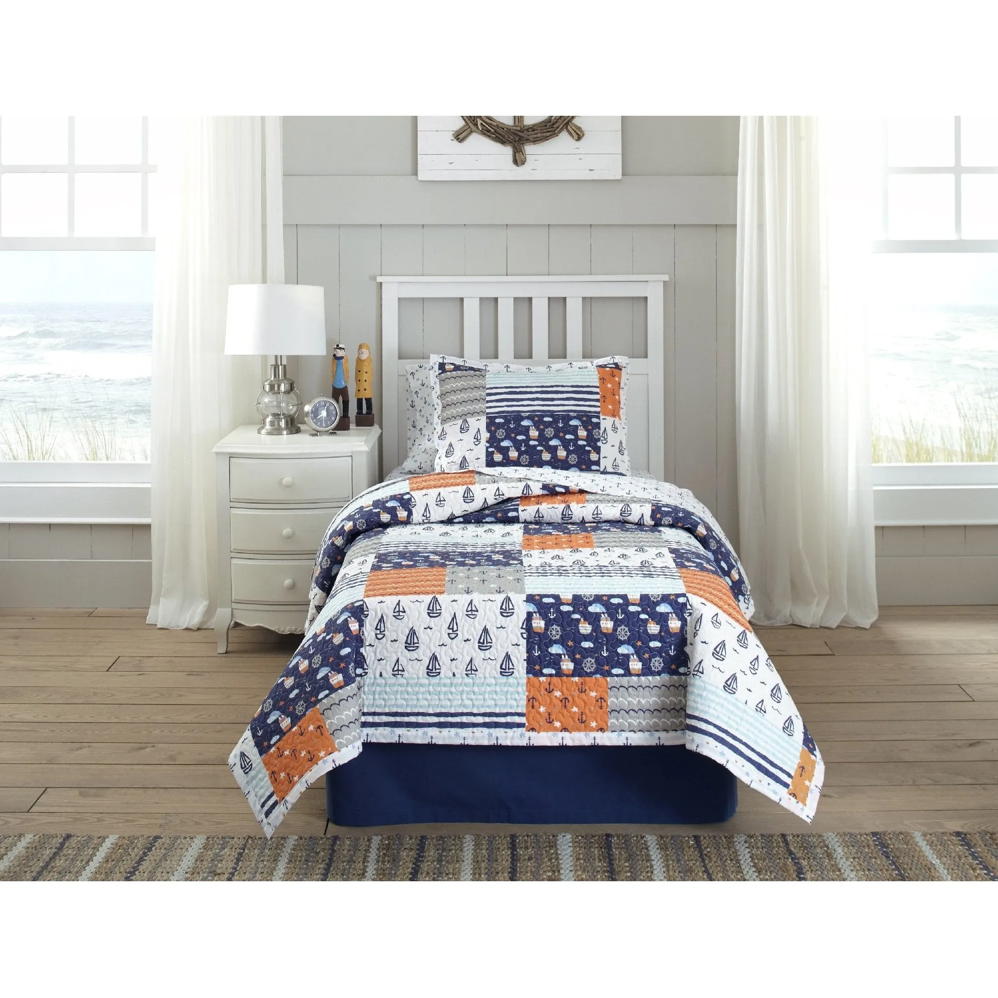 Coastal Sailor Man Design Reversible Kids Quilt Set ull/Queen Size
