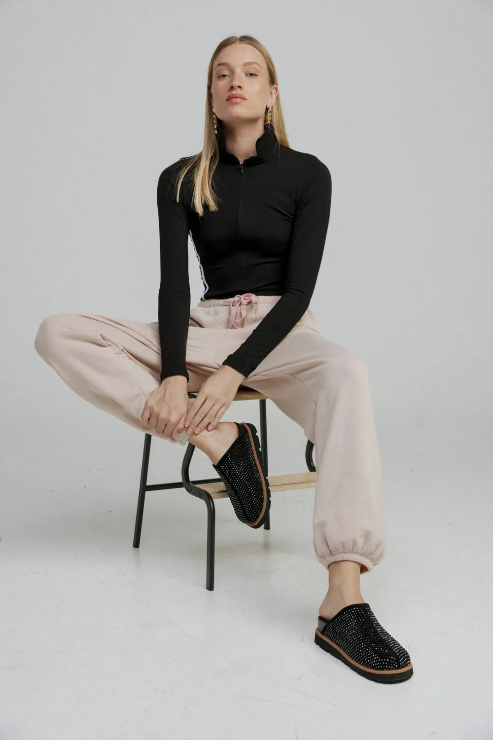 DNA No.20 Black Mules