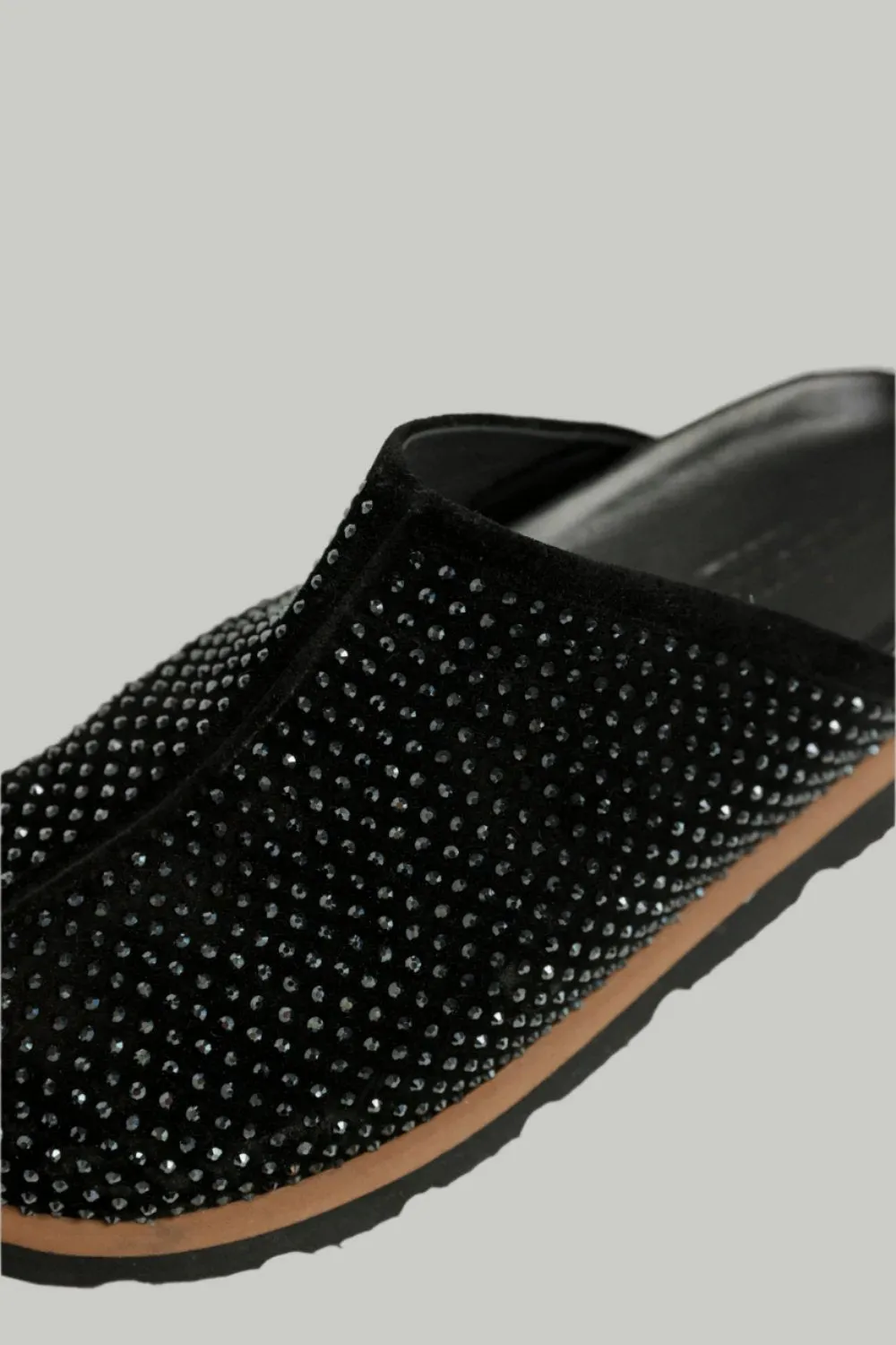DNA No.20 Black Mules