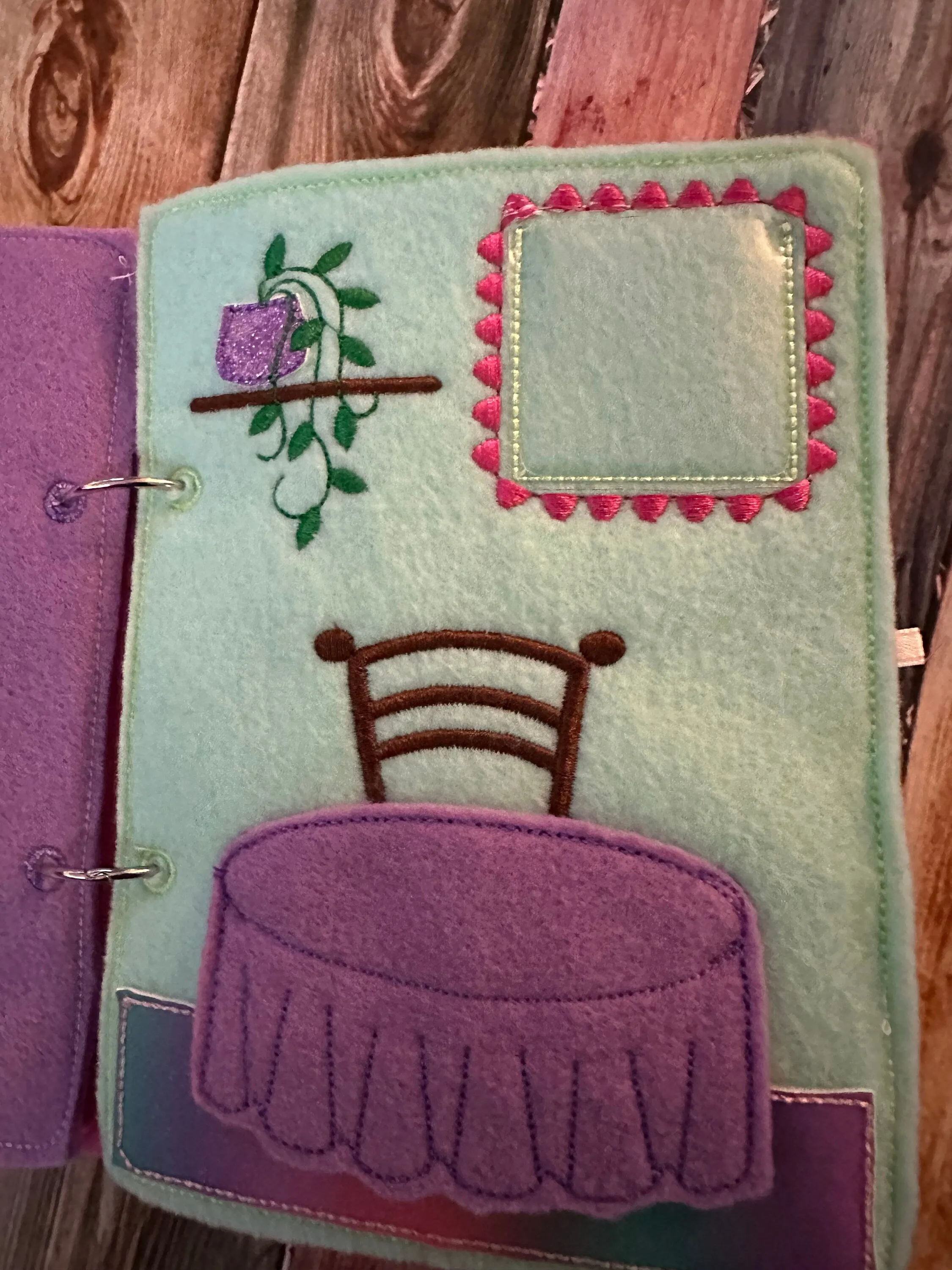 Felt Dollhouse Quiet Book - Toddler Quiet Activity Toy - Educational Gift For Girls - Learning Toy - Unpaper Doll