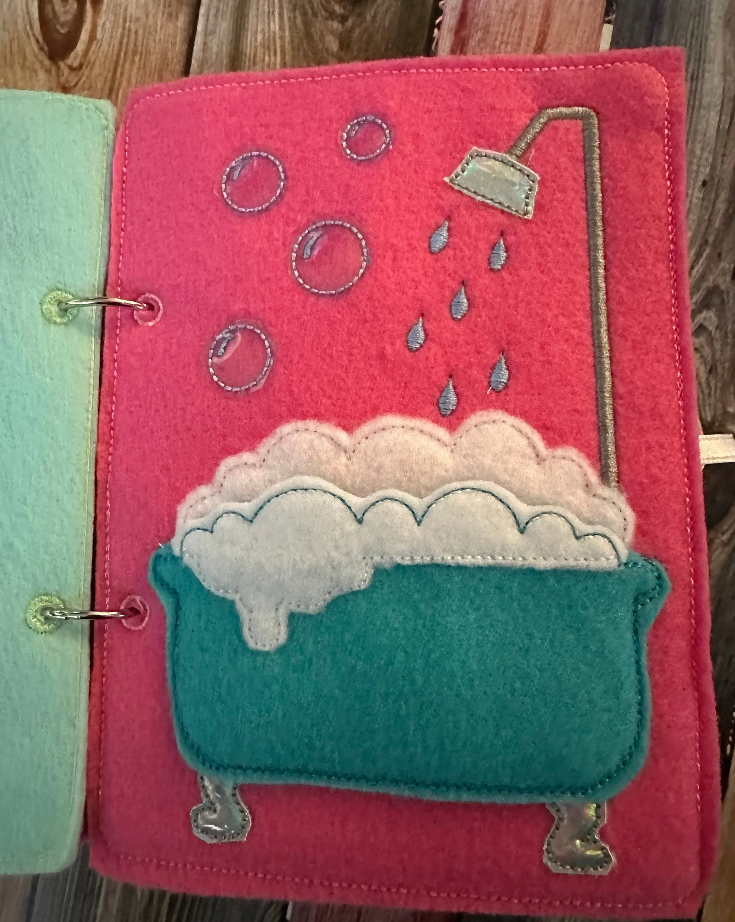 Felt Dollhouse Quiet Book - Toddler Quiet Activity Toy - Educational Gift For Girls - Learning Toy - Unpaper Doll
