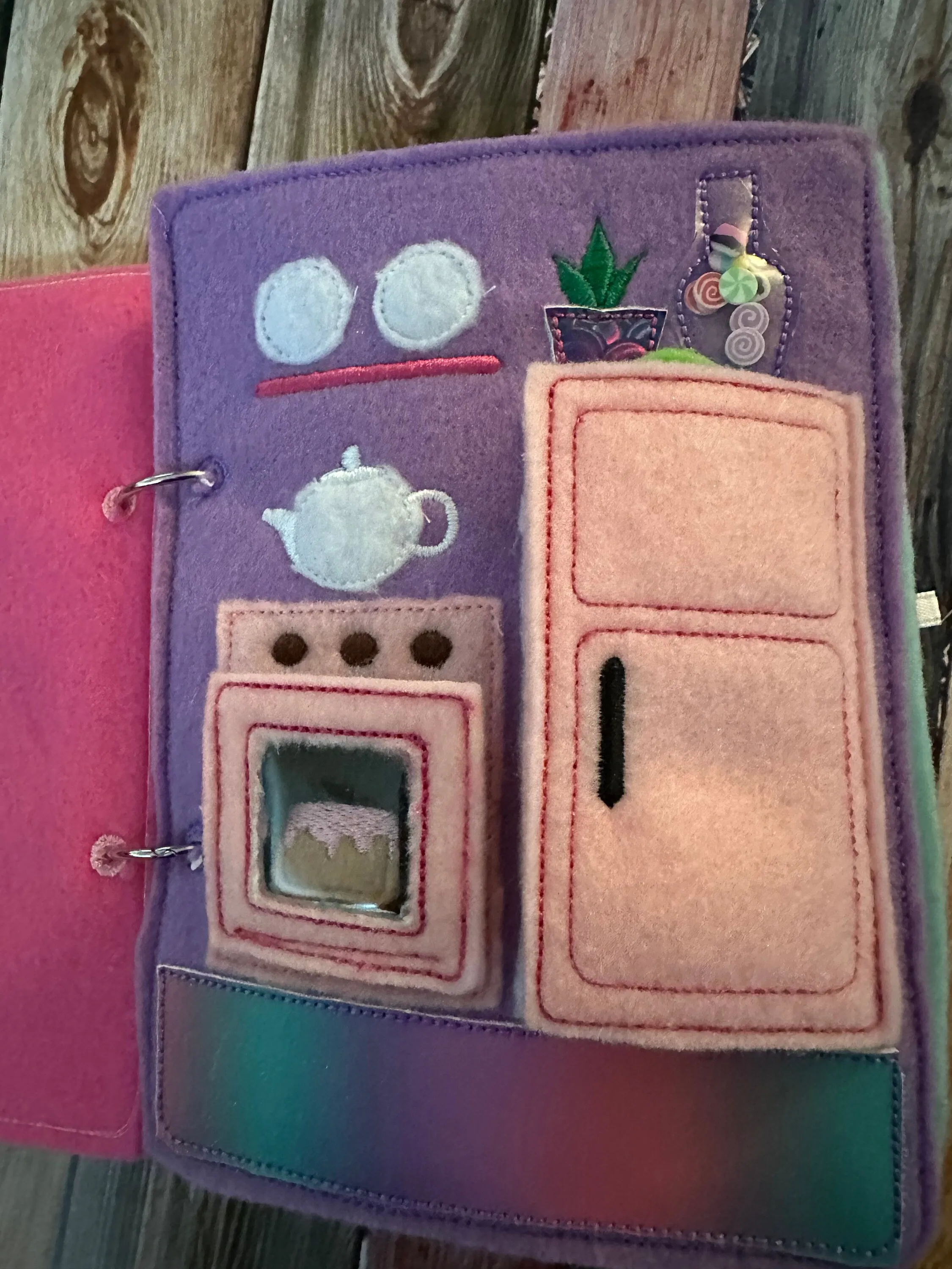 Felt Dollhouse Quiet Book - Toddler Quiet Activity Toy - Educational Gift For Girls - Learning Toy - Unpaper Doll