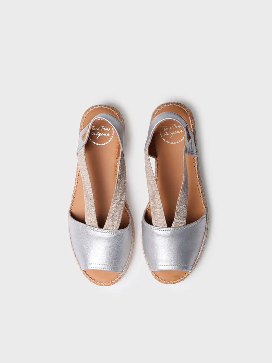 Flat leather sandal with elastics - ETNA
