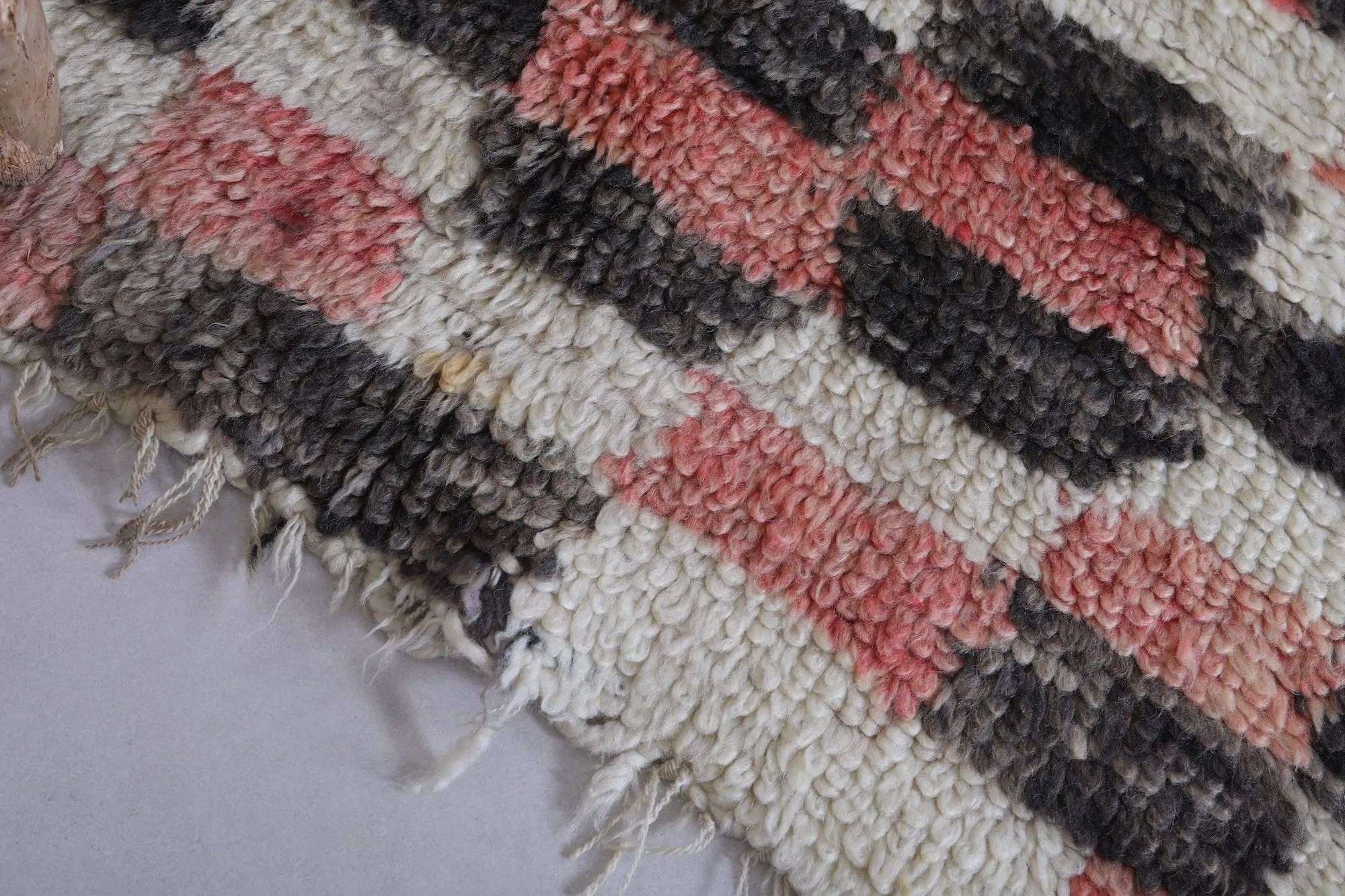 Handwoven Moroccan Rug in Checkered Design – 3.7 x 7.8 ft