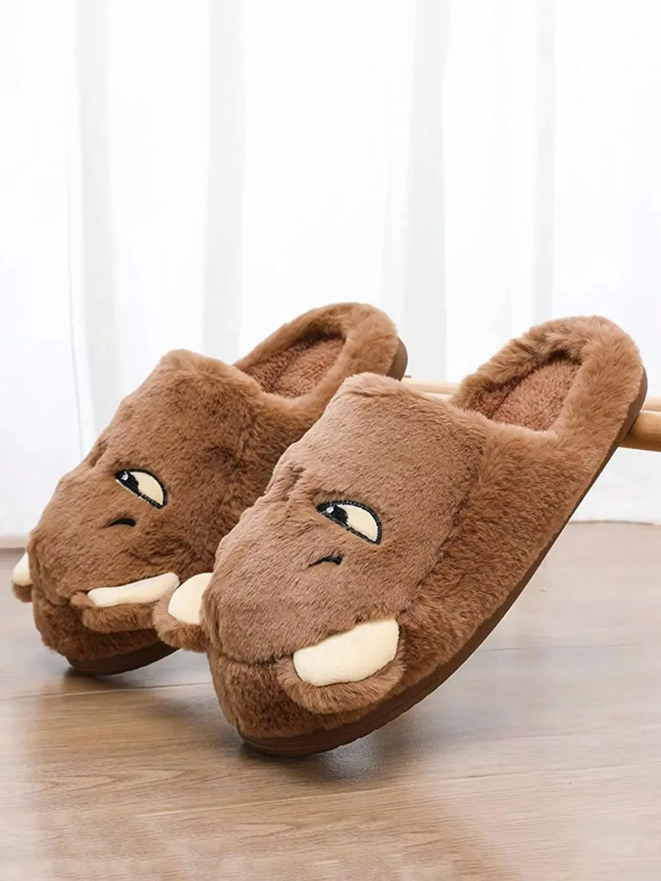 Kawaii Cartoon Men's Cozy Cotton Slippers 🐾✨ | Fun Indoor Footwear for Couples! 🏡❤️