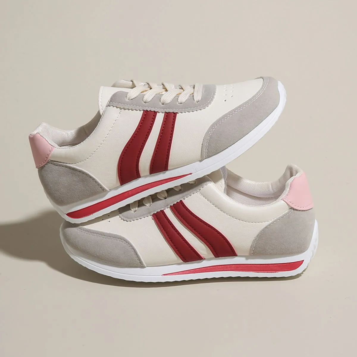 Lace Up Contrast Round Toe Flats Sneakers