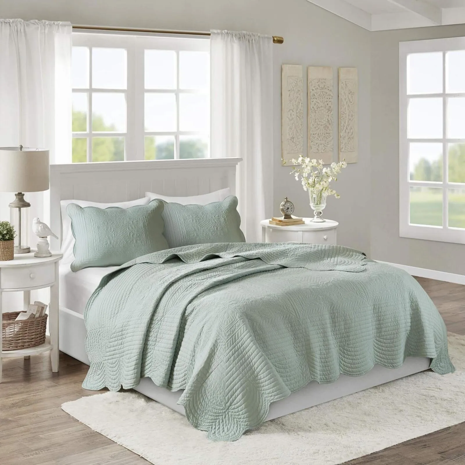 Madison Park Marino 3-Piece Reversible Quilt Set Medallion Seafoam Full / Queen
