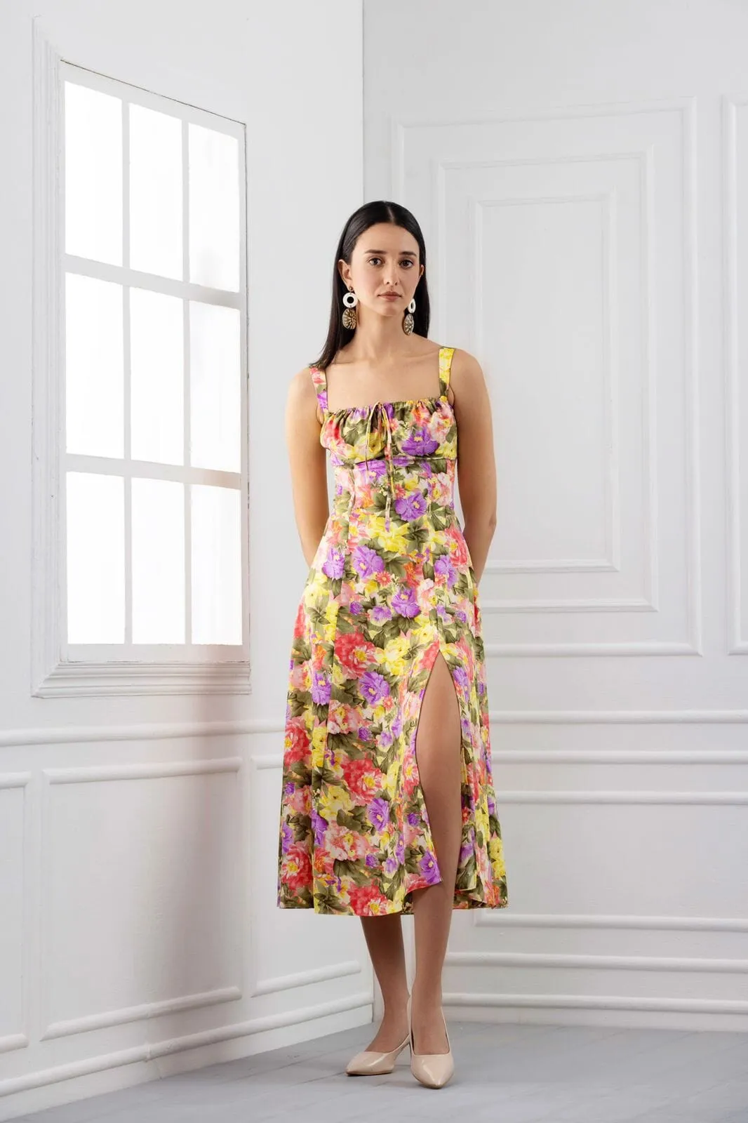 Main character energy - floral print bustier midi dress
