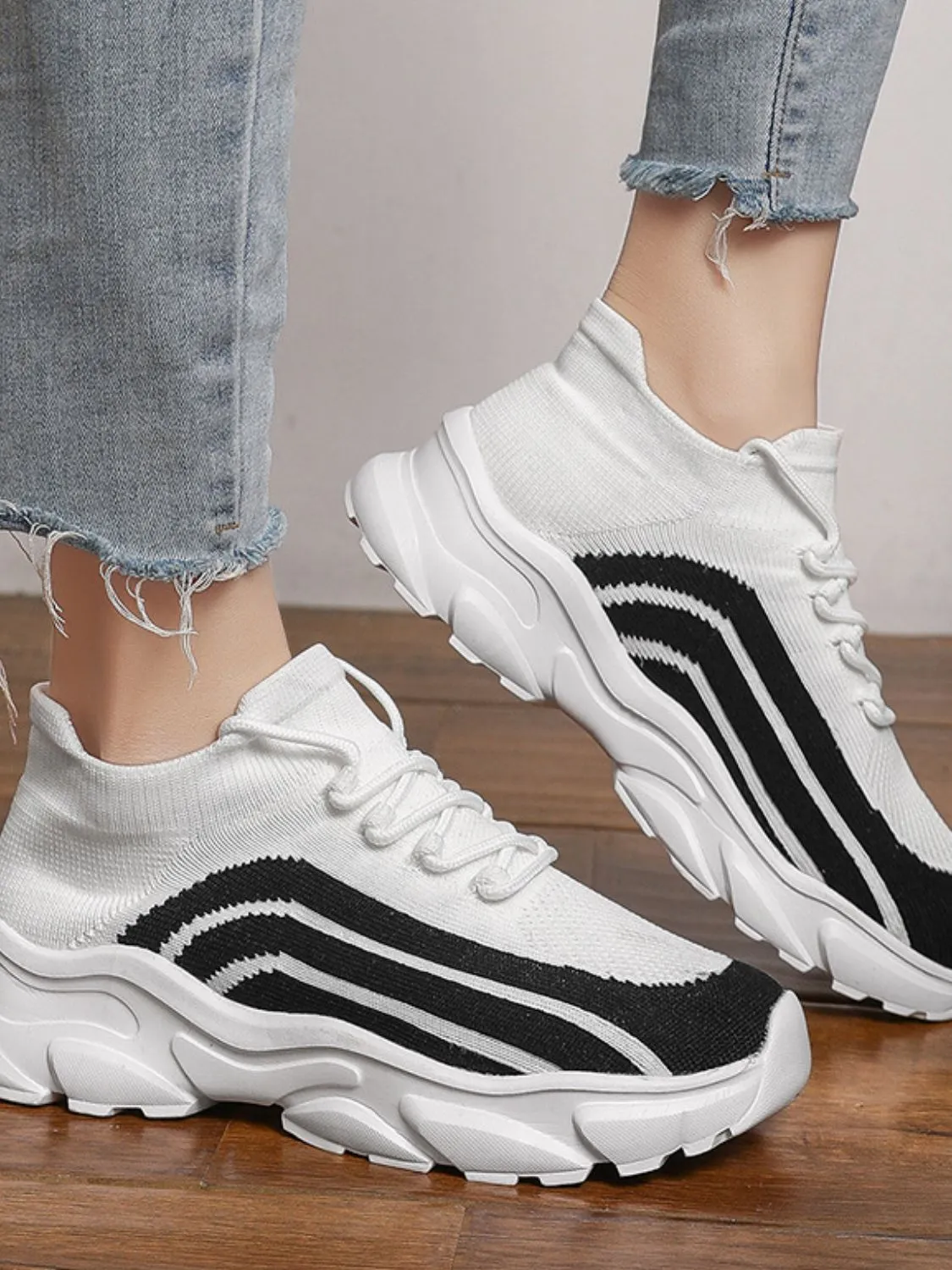 Mesh Round Toe Platform Athletic