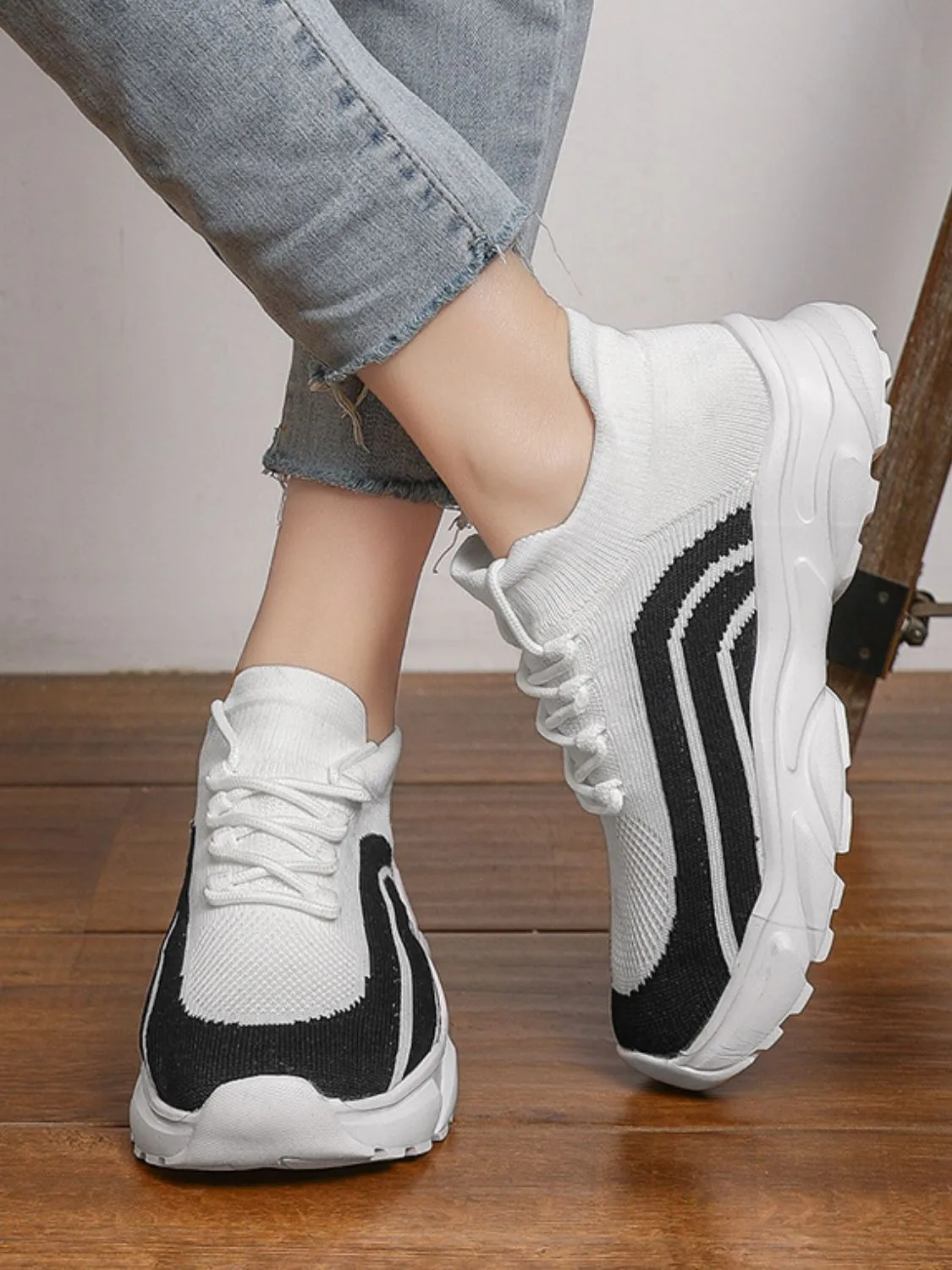 Mesh Round Toe Platform Athletic
