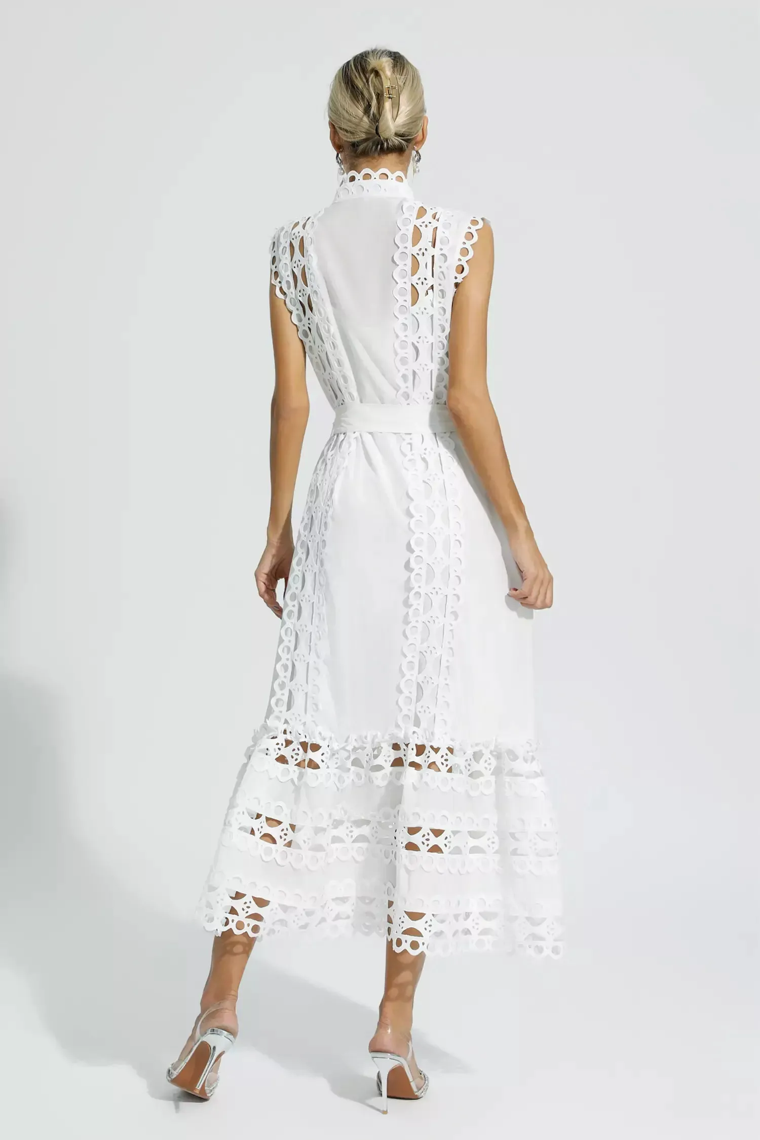 Midi Dress – Broderie Anglaise – Elegant Summer Style