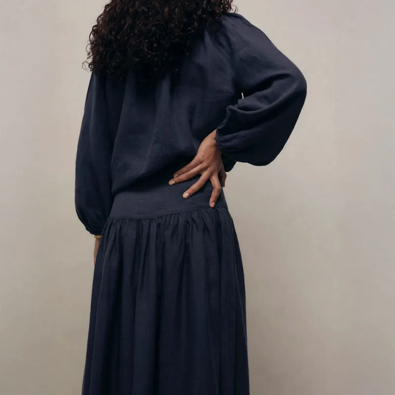 MONDO CORSINI Maud Linen Skirt with Flat Waist Panel and Side Zip in Midnight
