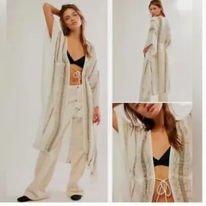 NWOT Free People Emerald Coast Kimono  in Antique Ivory ONE SIZE