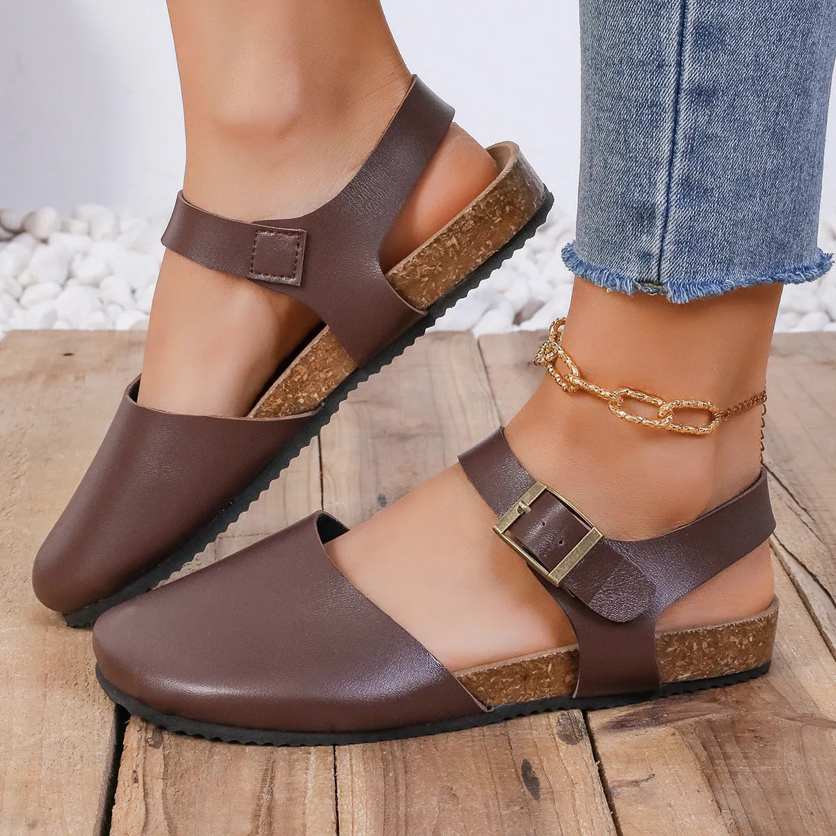 Round Toe Flat Bottom Buckle Sandals Women's Toe Cap Flip-flops