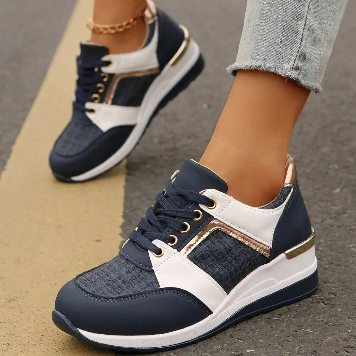 Round Toe Platform Sneakers