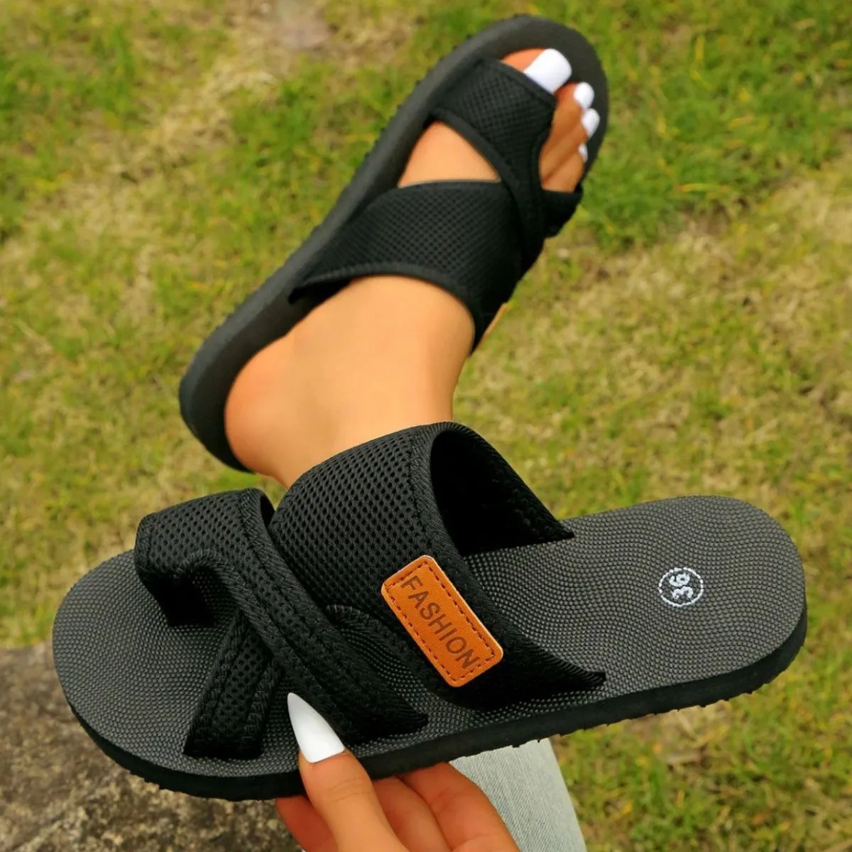 Toe Loop Flats Sandals