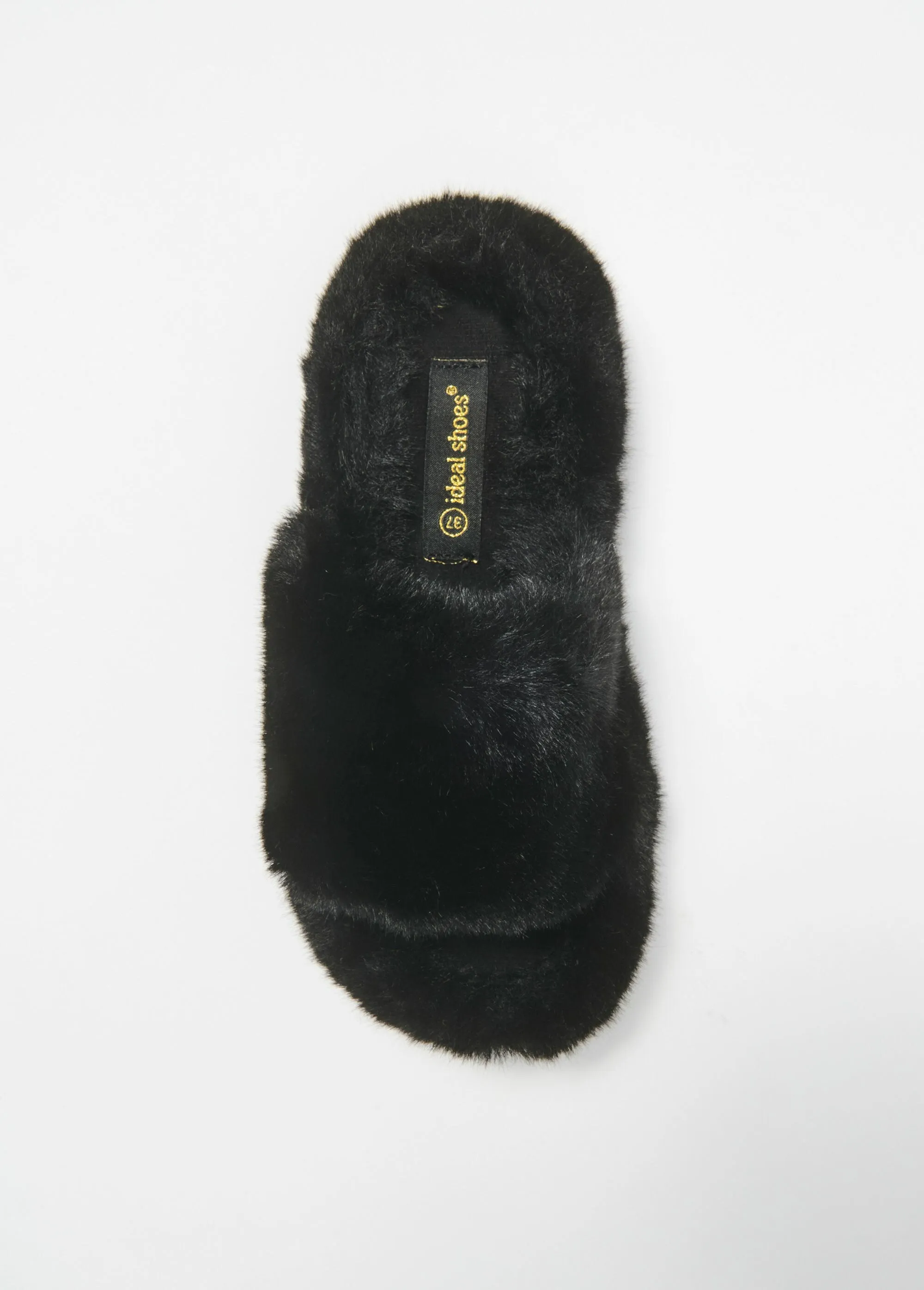 Trendy faux fur mule