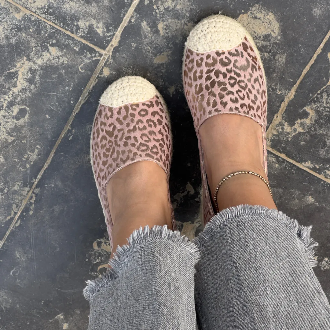 Velura Slipons