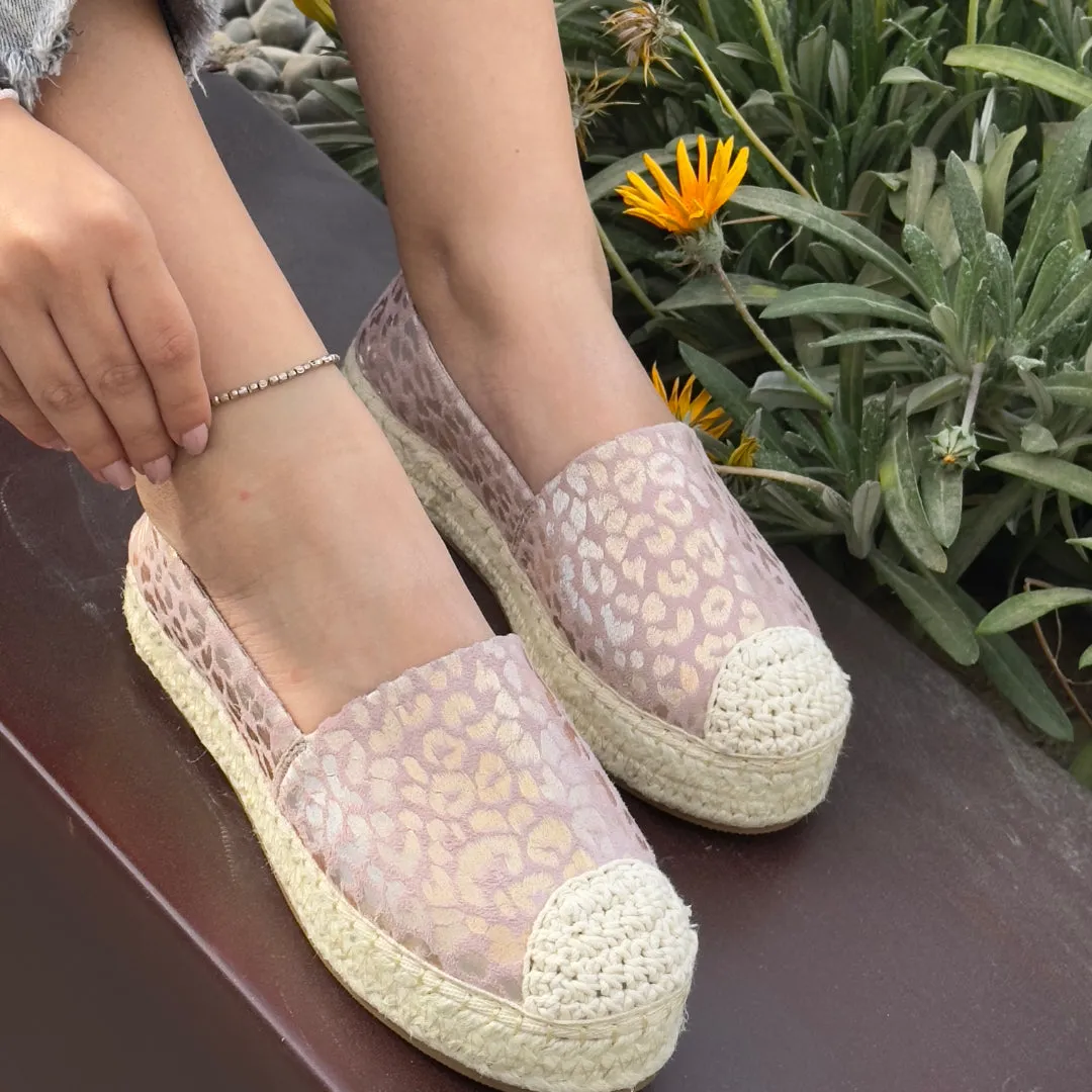 Velura Slipons