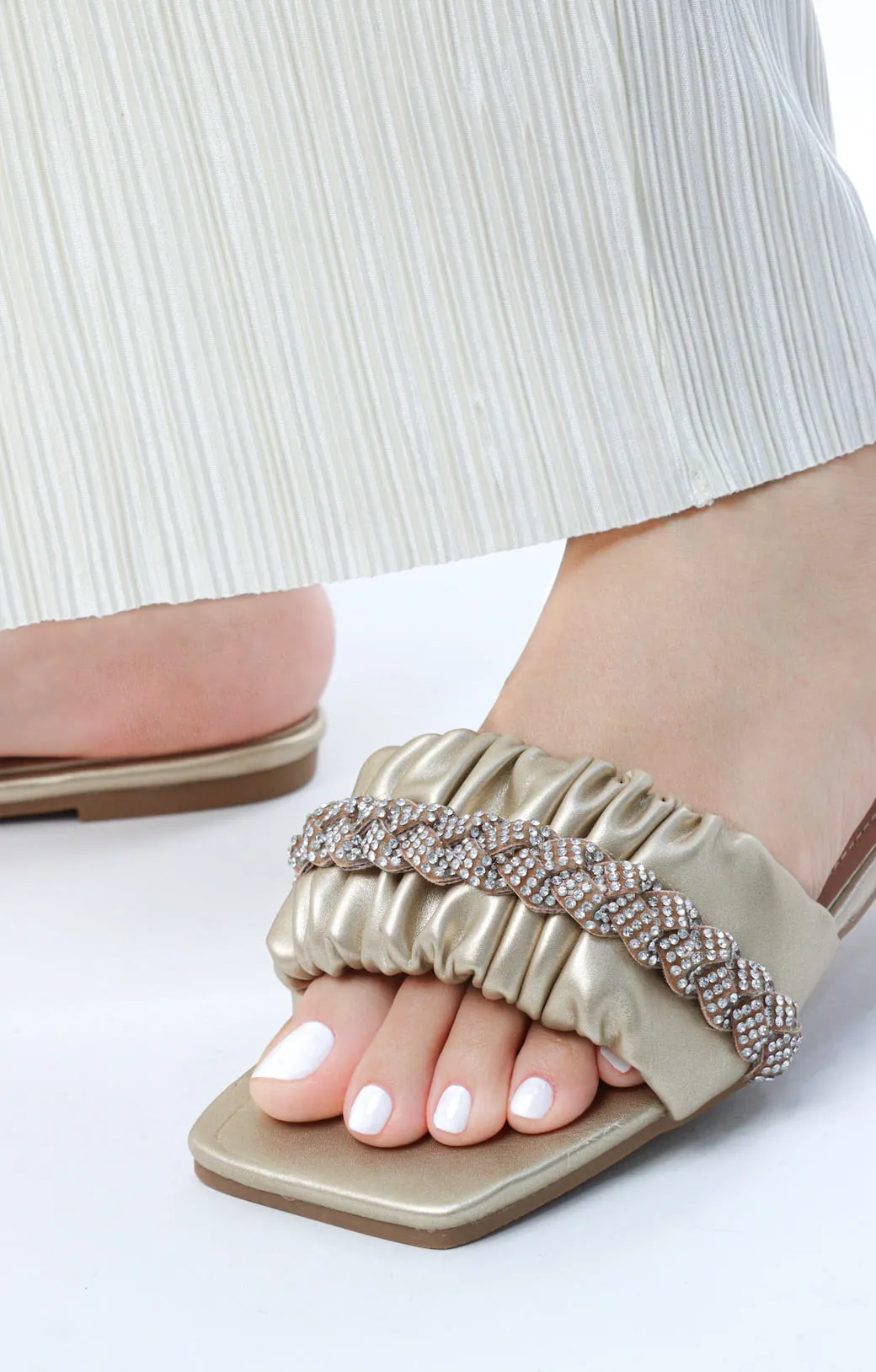 Viny - Women's Scrunchie Diamond Embellished Flats
