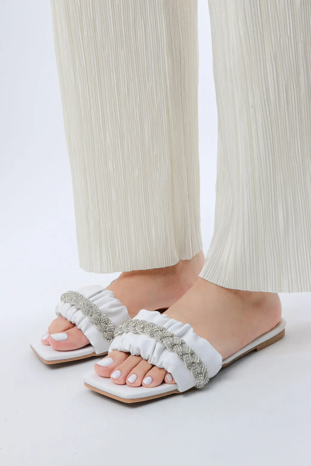 Viny - Women's Scrunchie Diamond Embellished Flats