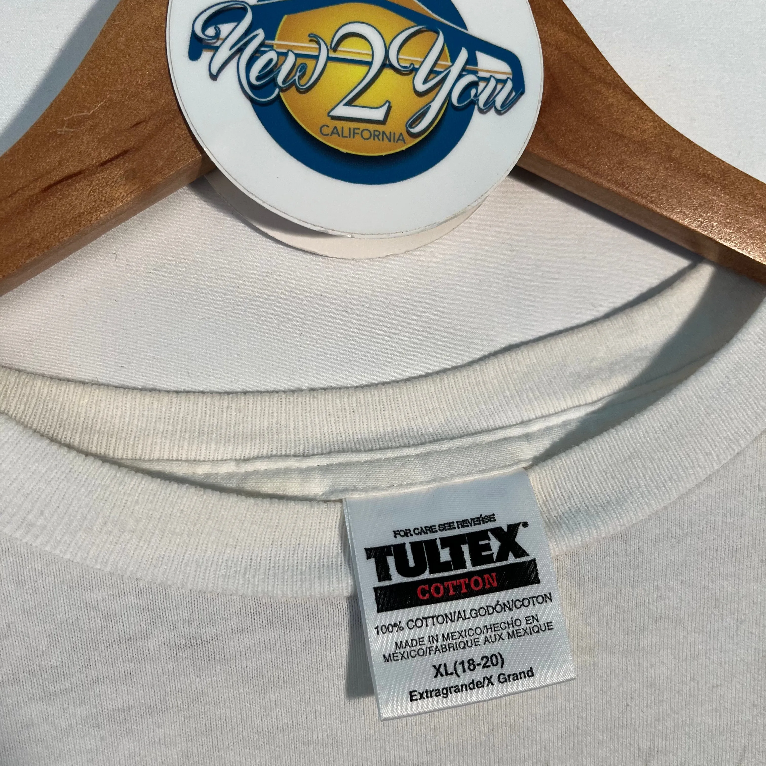 VTG 99' Backstreet Boys Millennium Album Cover Tee - White