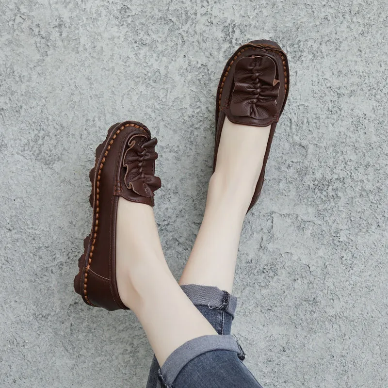 Women Retro Soft Leather Lug Sole Loafers