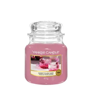 Yankee Candle Medium Jar Sweet Plum Sake Classic 411g